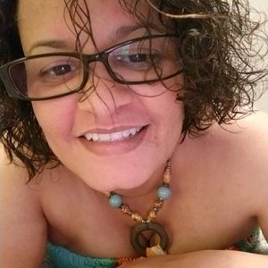 Meet your Posher, Gladys